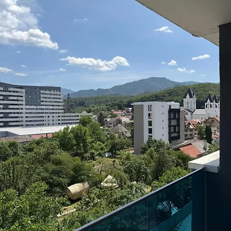 View - Modern Cu Balcon Panoramic Si Lumina Naturala Cu Catre Oras Si Munte Apartment *